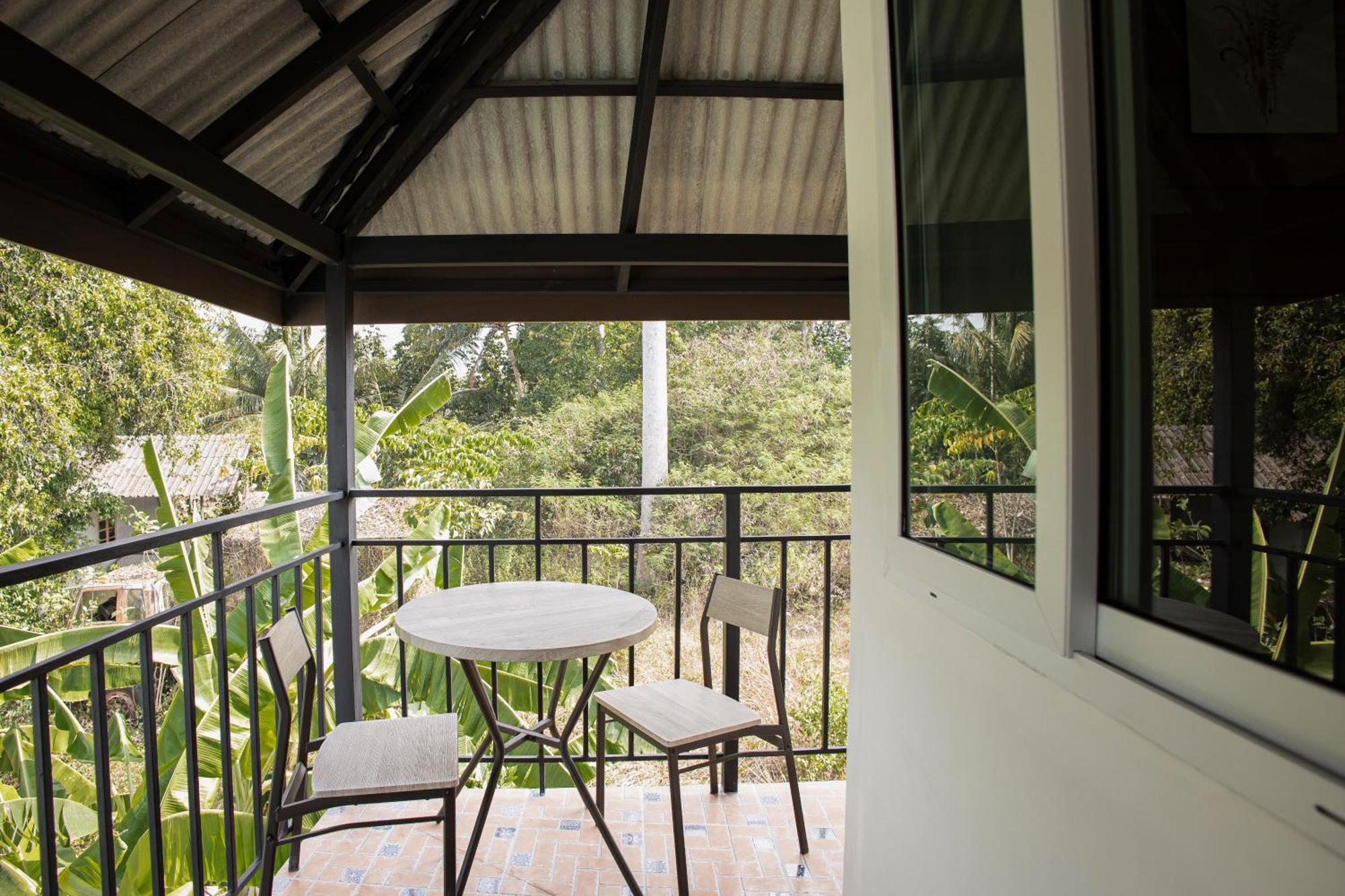 Blockhouse Samui Hostel Mae Nam Exterior photo
